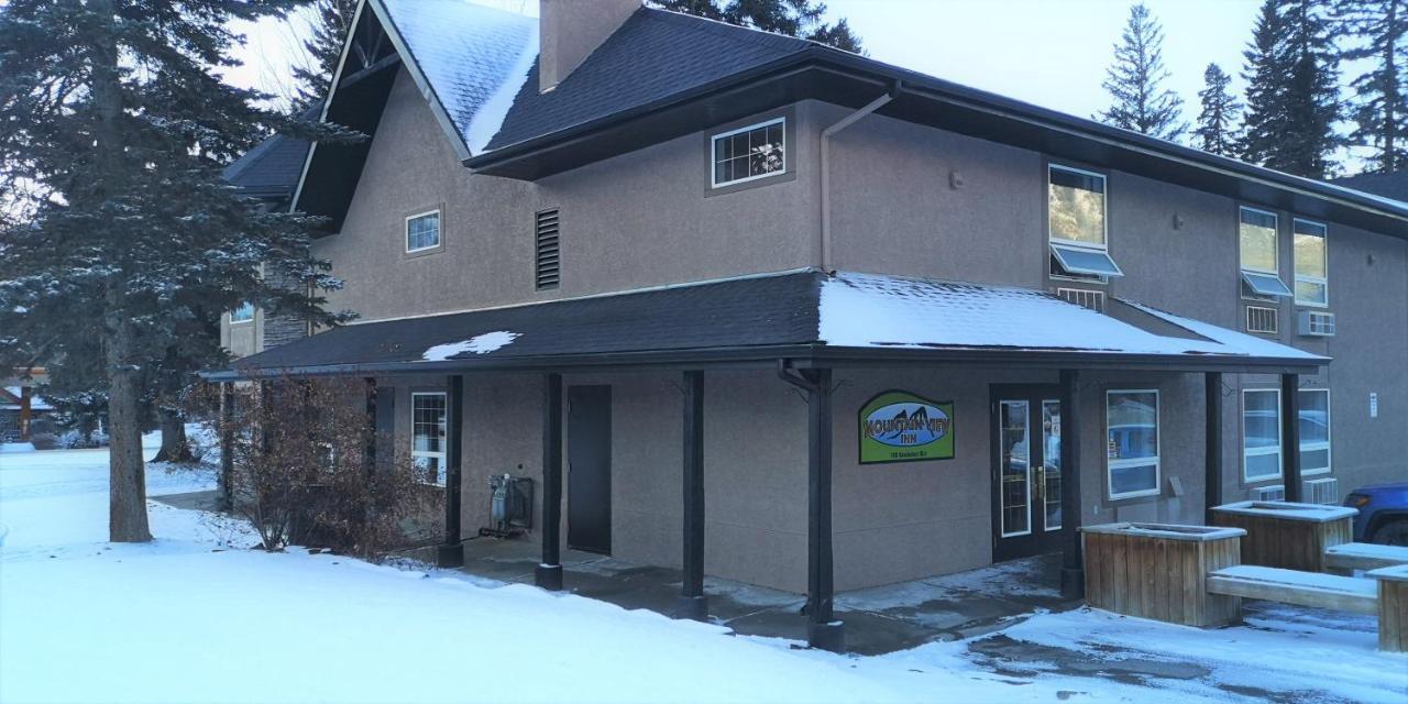 Mountain View Inn Канмор Экстерьер фото